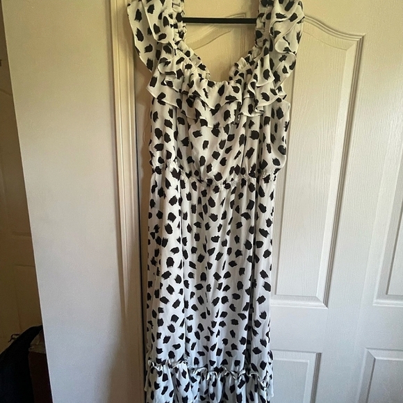 🎉7xHP🎉 NWT BeautiCurve X Lane Bryant Animal Dot Maxi Dress - Picture 4 of 9